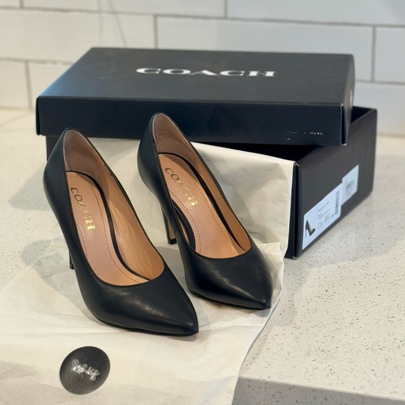 COACH SKYLER LEATHER PUMPS / HEELS - Picture 1 of 6